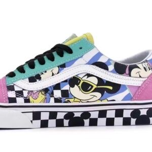 Vans Old Skool Disney 80s Mickey